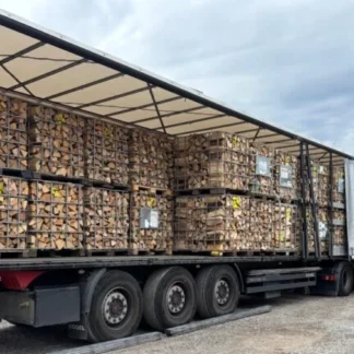 Hêtre – une cargaison de bois de chauffage